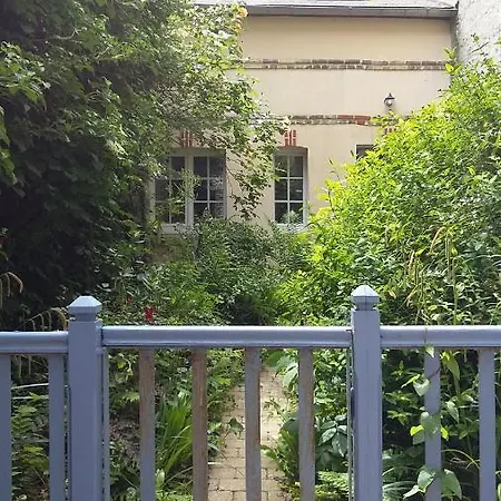 La Du Petit Matelot Будинок відпочинку *